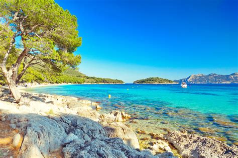 topless beach videos|Paradise Beach Walk Playa de Formentor Mallorca Spain [22。